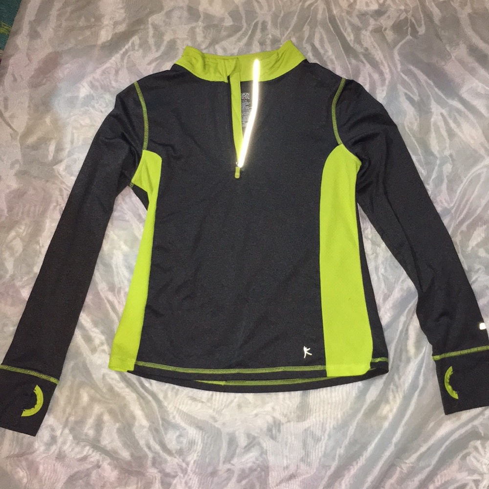 Reflective running shirt